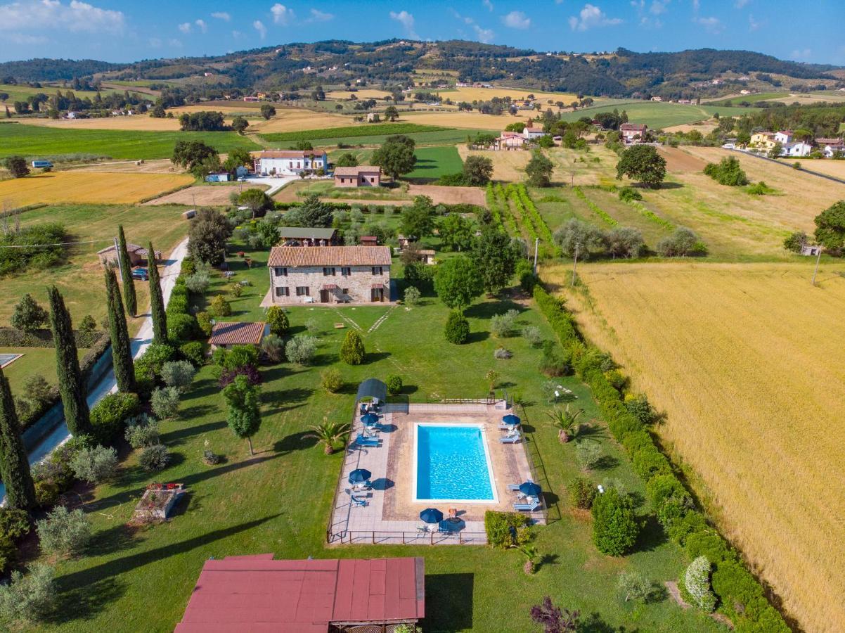 Agriturismo Le Terre Del Casale 아시시 외부 사진