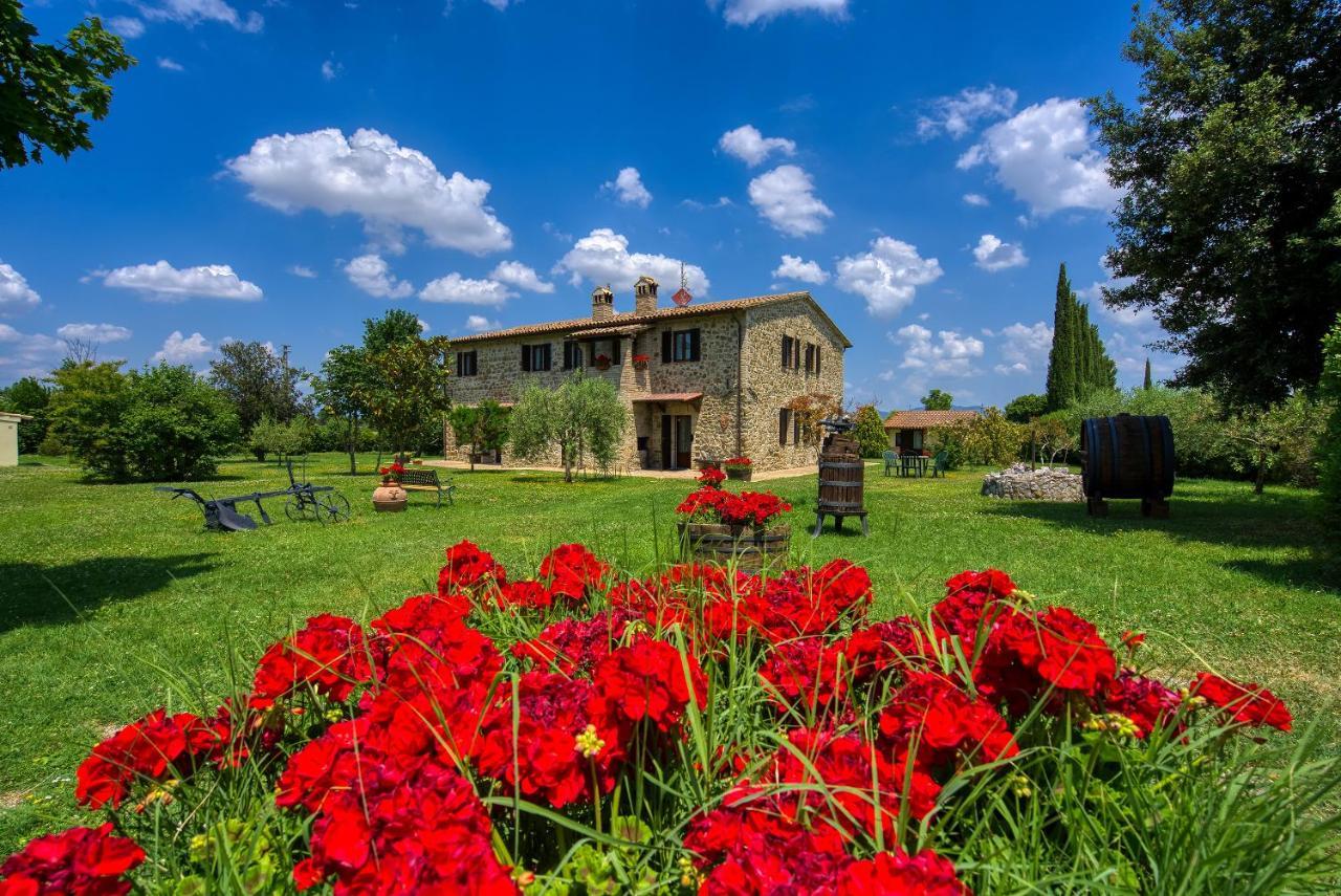 Agriturismo Le Terre Del Casale 아시시 외부 사진