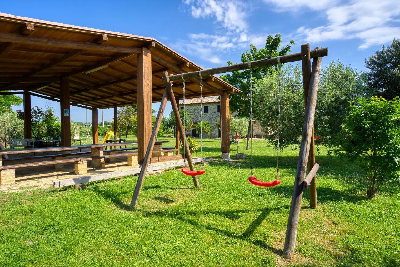 Agriturismo Le Terre Del Casale 아시시 외부 사진