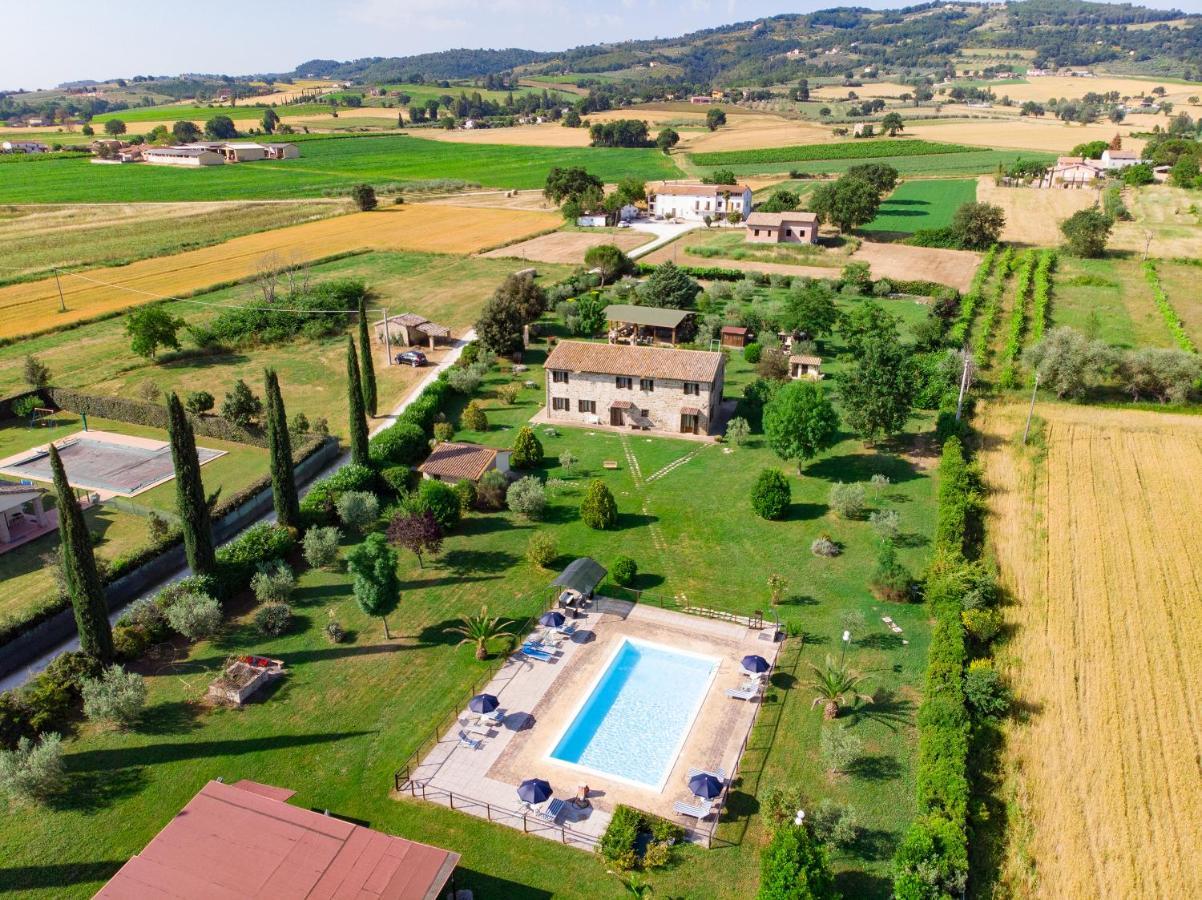 Agriturismo Le Terre Del Casale 아시시 외부 사진