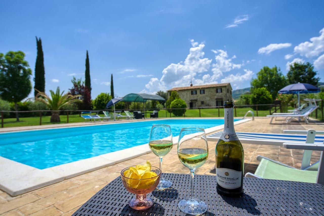 Agriturismo Le Terre Del Casale 아시시 외부 사진