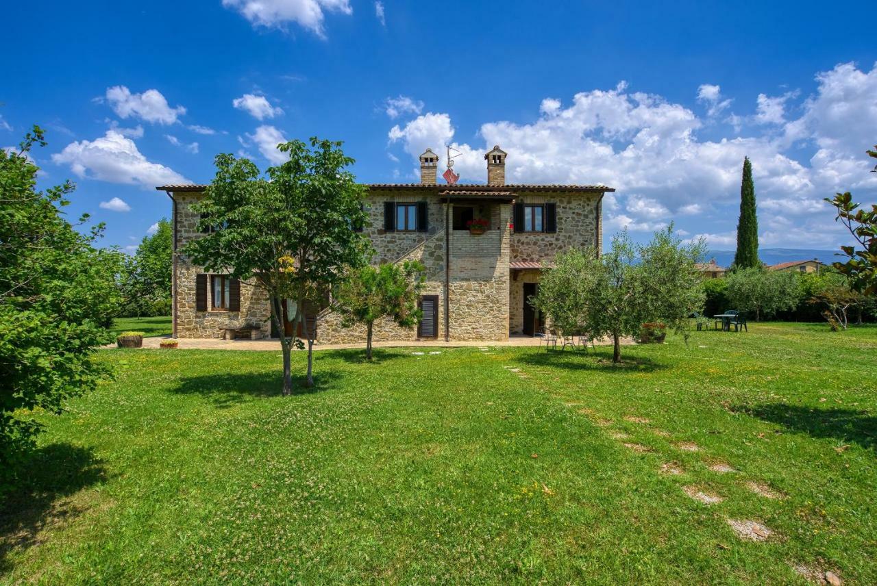 Agriturismo Le Terre Del Casale 아시시 외부 사진
