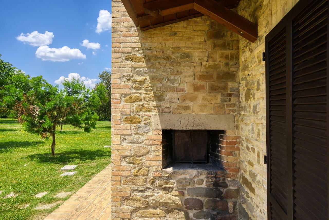 Agriturismo Le Terre Del Casale 아시시 외부 사진