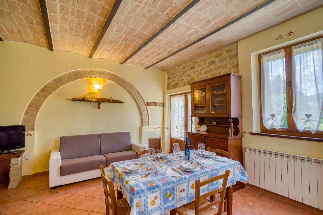 Agriturismo Le Terre Del Casale 아시시 외부 사진